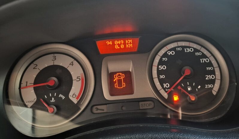 RENAULT CLIO 1.5DCI full