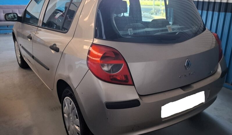RENAULT CLIO 1.5DCI full