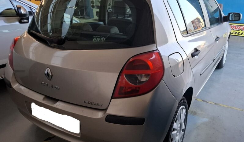 RENAULT CLIO 1.5DCI full