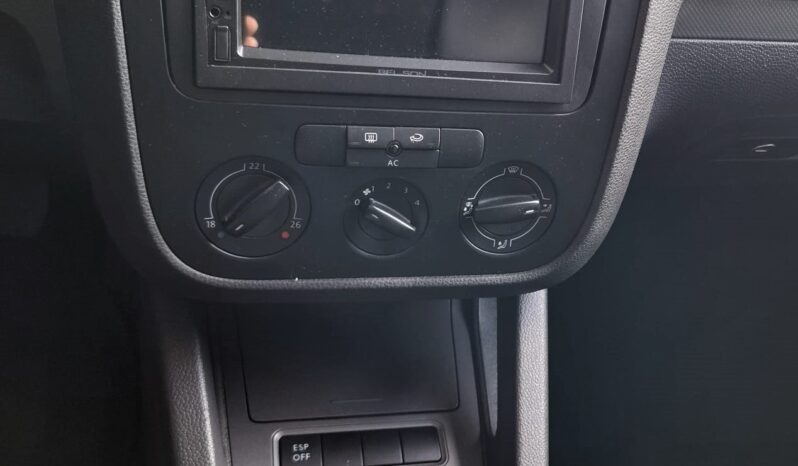 VOLKSWAGEN GOLF V TDI full