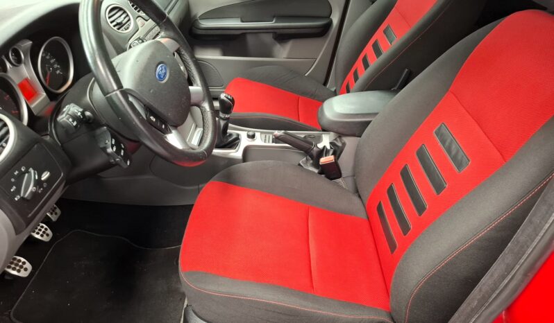FORD FOCUS  ¡SOLO 88000 KM.! full